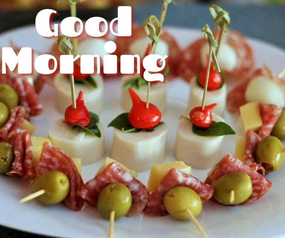 White plates food with tomate, Good moning quote with vegetable bowl in the bowl vegetable is placed