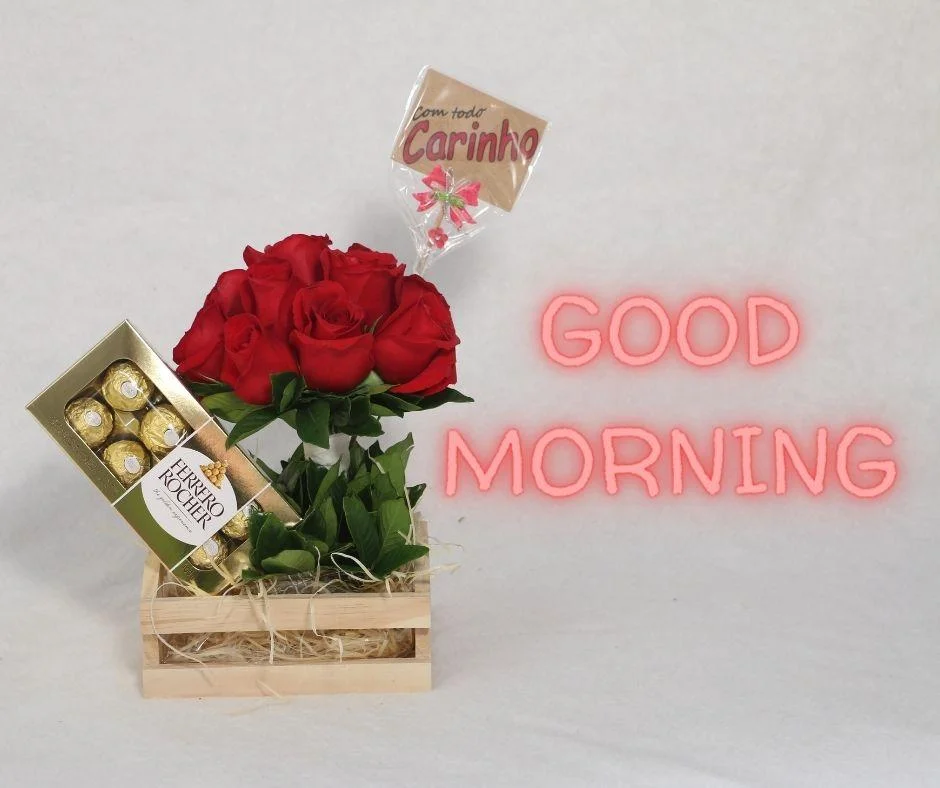 Rose galander with coclate in the box good morning image
